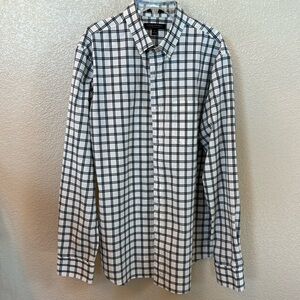 Banana Republic Stretch Cotton Buttondown